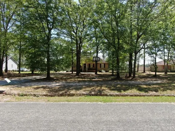 341 Liberty Hill Rd, Hartsville, SC 29550