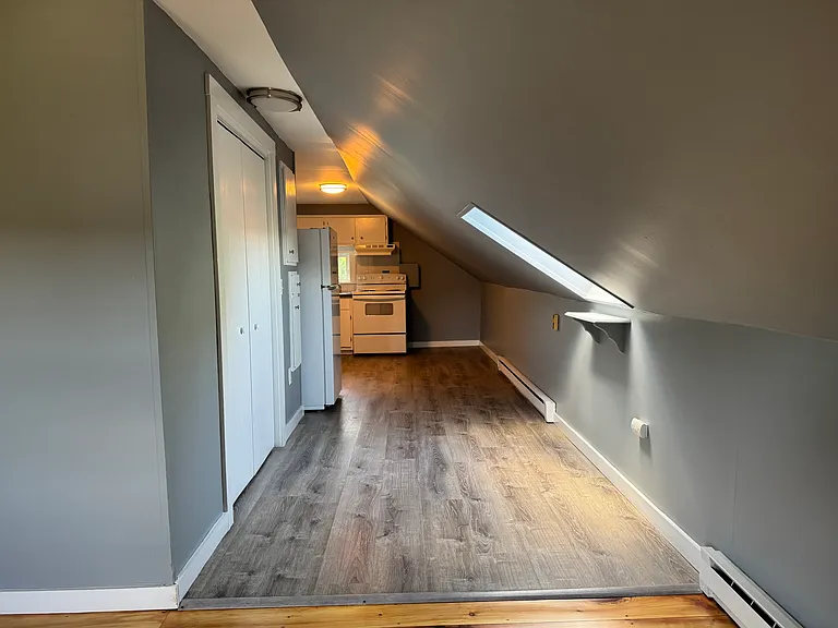 87 Maple Ave — Photo 8