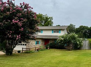 7608 Peacock Dr SW, Huntsville, AL 35802