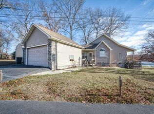 41 Greystone Ln, Crossville, TN 38571