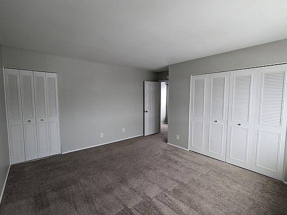 3rd image of 3646 Kenbrooke Ct #1