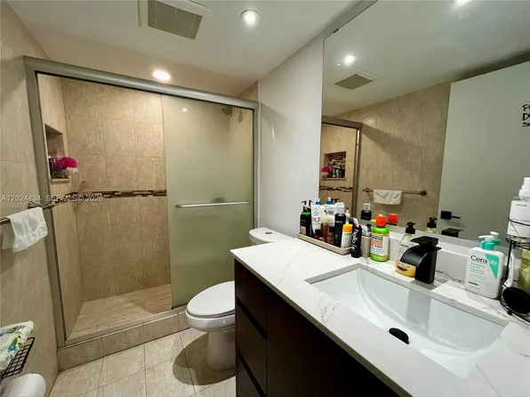 8800 SW 123rd Ct APT J-106, Miami, FL 33186