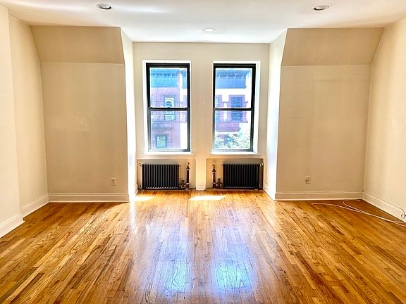 2nd image of 141 W 80th St #6F