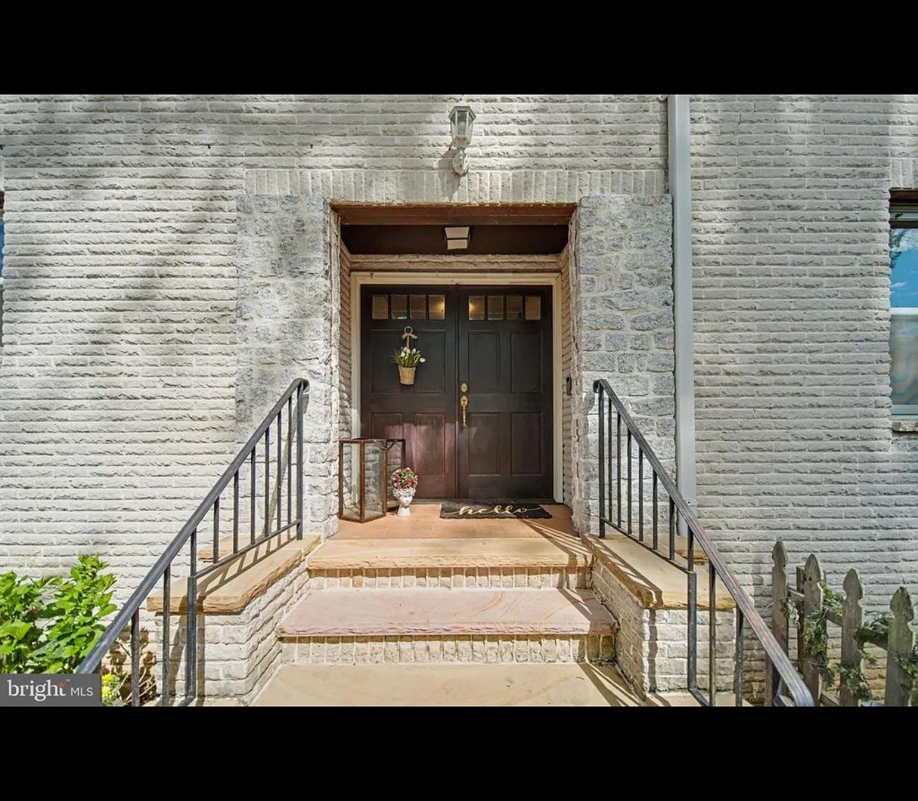 3 bed, 2.5 bath, 2000 sqft, $3,200 — Photo 3