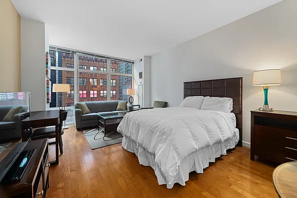 Rented by Douglas Elliman | media 18