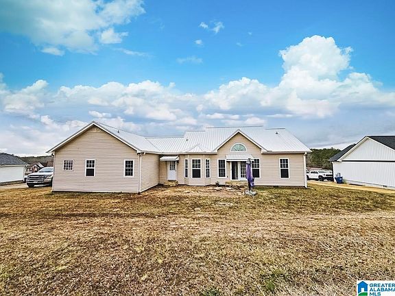 3rd image of 2395 Cedar Ridge Cir