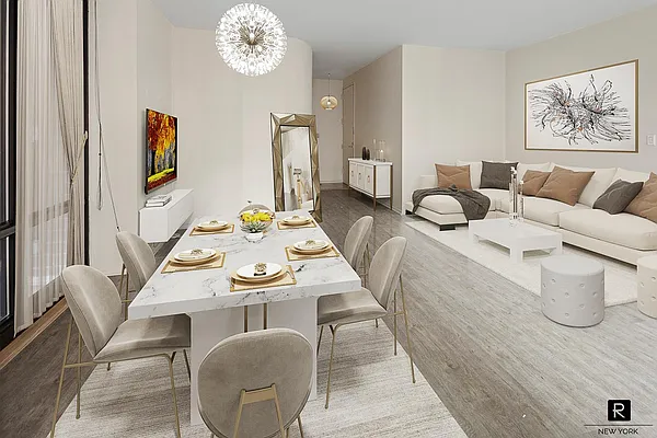 Sold by R New York | media 16