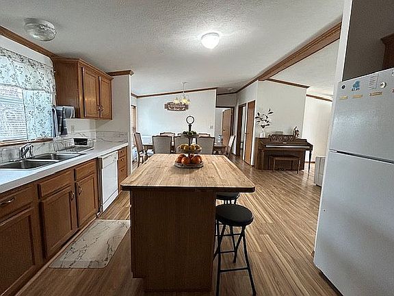 3rd image of 4412 E Mulberry St Lot 270