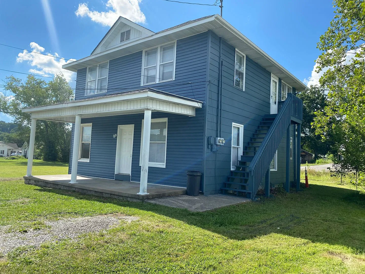 610 Master St. — Photo 3