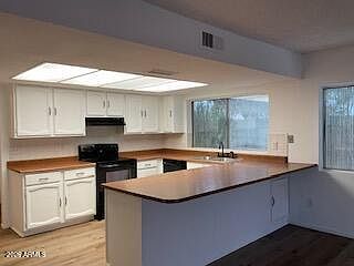 5th image of 5328 W YUCCA Street