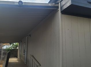 665 S 7th St #17, Modesto, CA 95351