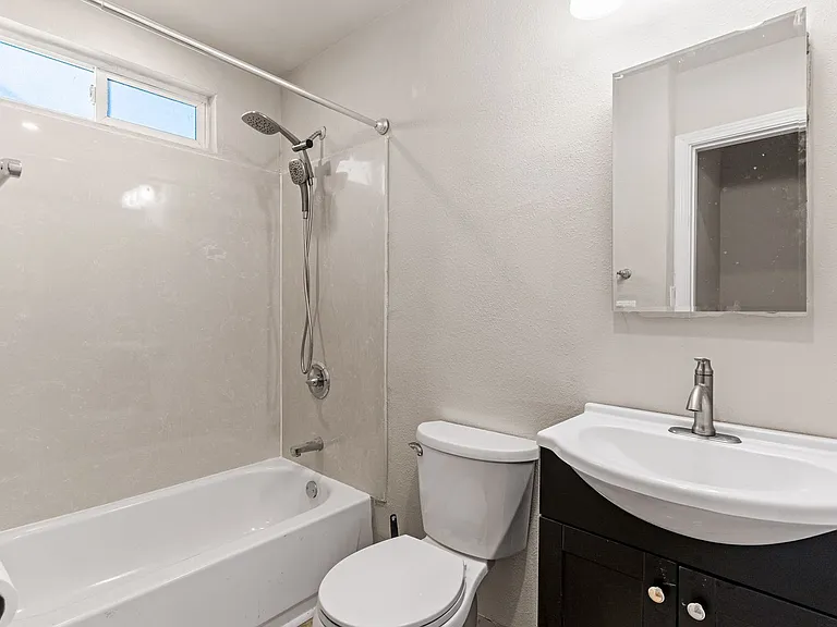 1431 Stanton St #F — Photo 13