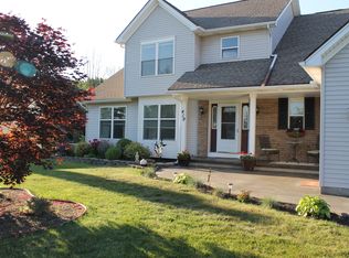419 Whittier Rd, Spencerport, NY 14559