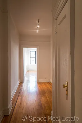 Rented by Space Real Estate | media 2