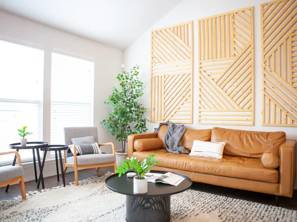 6711 S 20th Pl, Broken Arrow, OK 74011