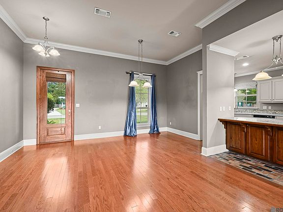 5th image of 6680 Summerlin Dr