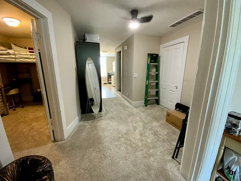 215B W Milwaukee St — Photo 7