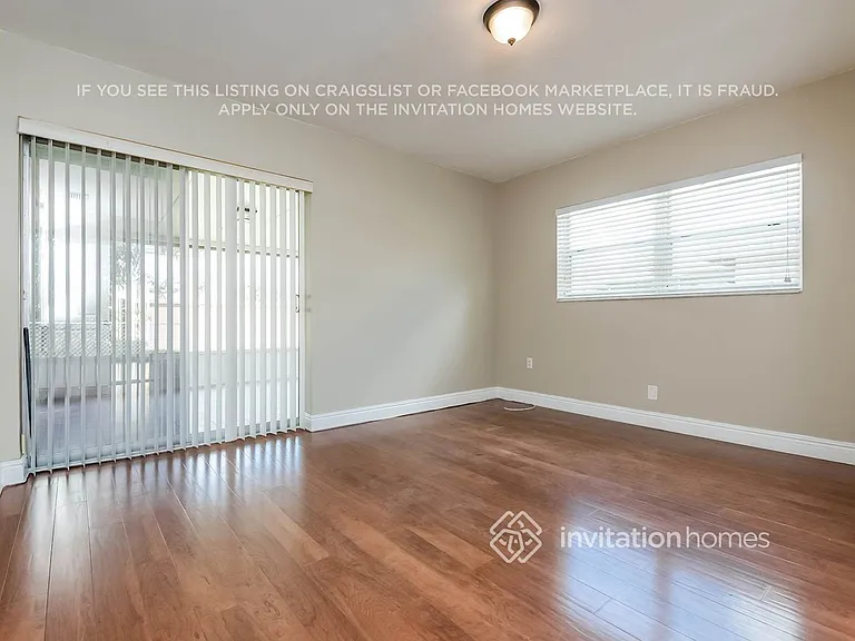 206 S 57th Way — Photo 9