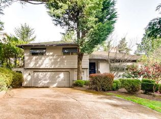 1059 Devon Ln, Lake Oswego, OR 97034