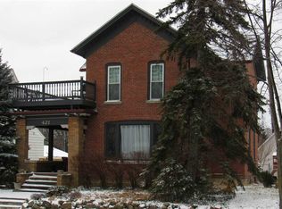 421 W 7th St, Auburn, IN 46706
