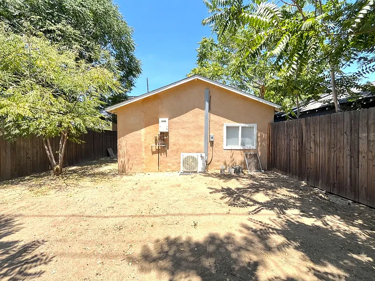 RV T 1629 (Front home) — Photo 14