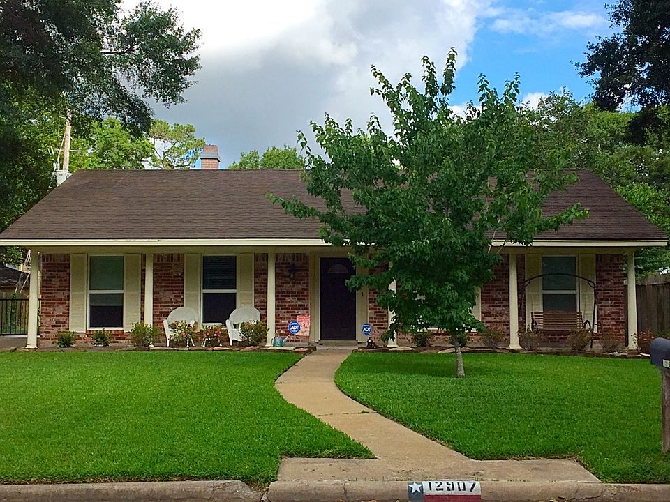 1st image of 12907 Cricket Hollow Ln