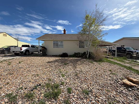 4th image of 178 W Geneva Dr