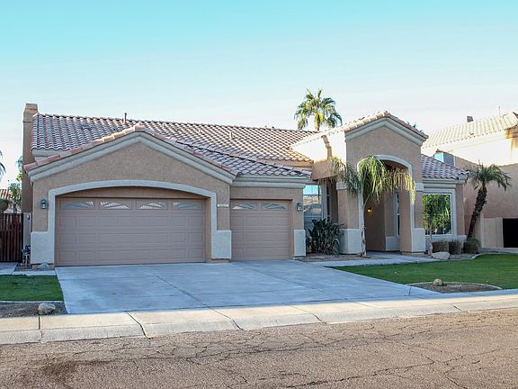 2nd image of 1801 W Wisteria Dr
