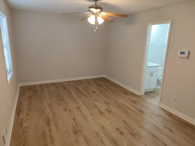 480 Charleston Ln — Photo 16
