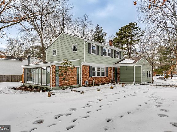 2nd image of 496 Tuckerton Rd