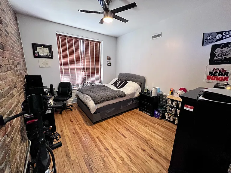 2129 N Southport Ave #2R — Photo 5