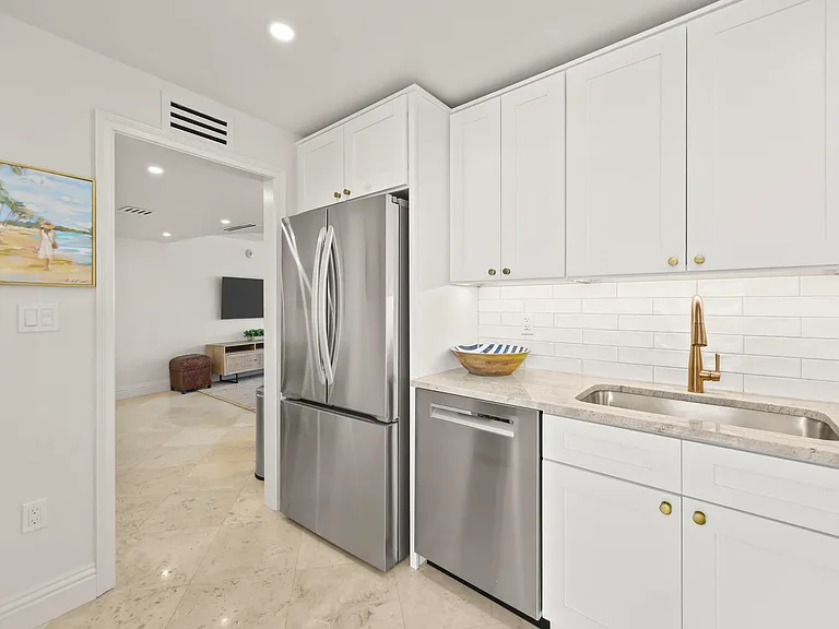 1200 S Flagler Dr #1906 — Photo 21