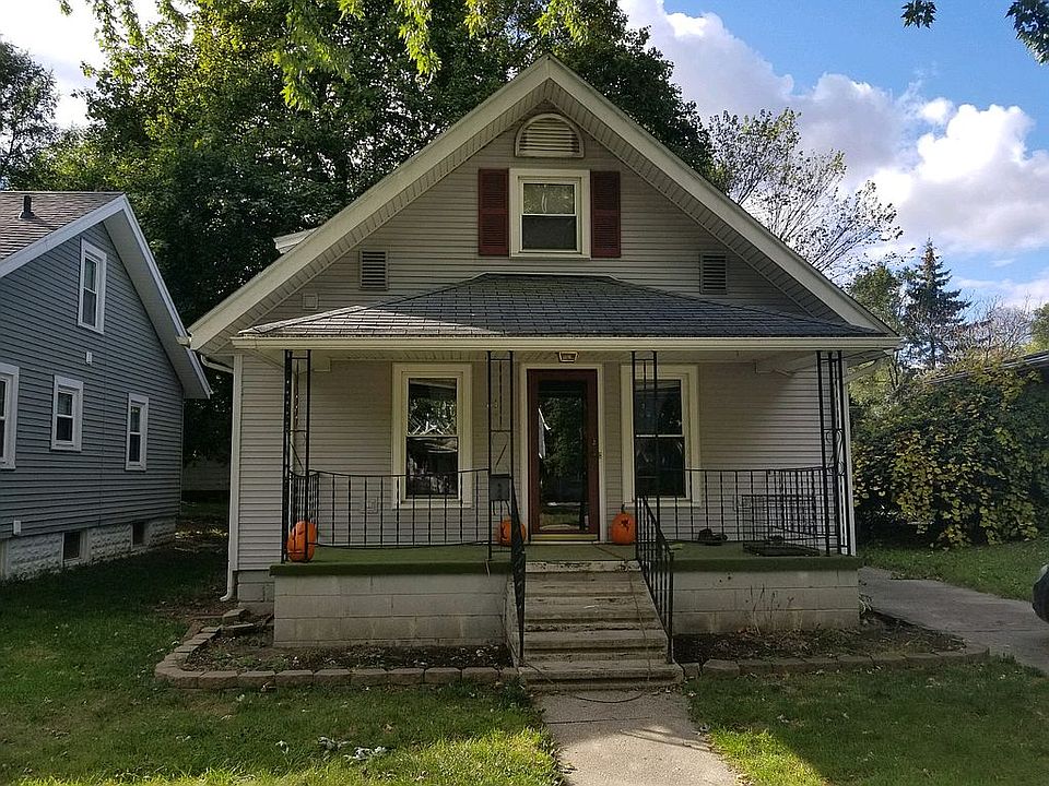 1st image of 811 N River Ave