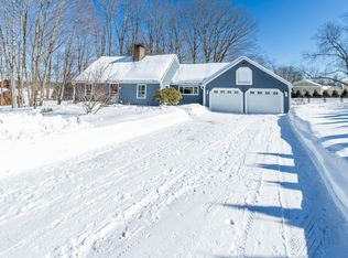 2 Libby Dr, Biddeford, ME 04005