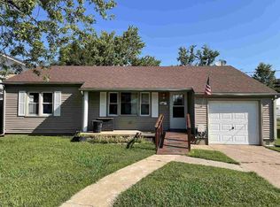 103 E 15th St, Metropolis, IL 62960