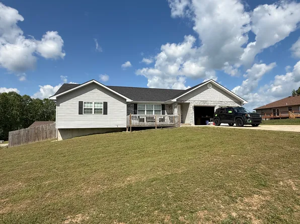 20567 Lewellyn Ln, Waynesville, MO 65583
