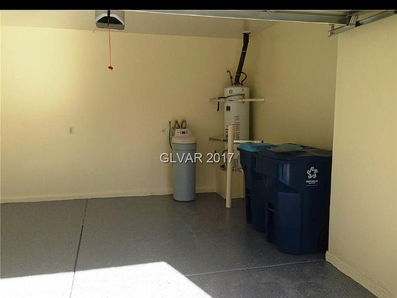 5th image of 10720 Tottenham Ave