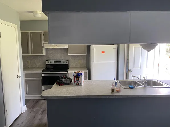 312 Rice St #A, Angleton, TX 77515