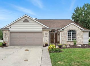 9226 Olmston Dr, Fort Wayne, IN