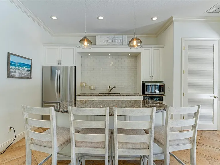7223 Presidio Gln — Photo 48
