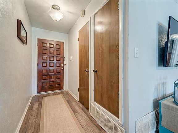 5th image of 8520 Crestview Dr