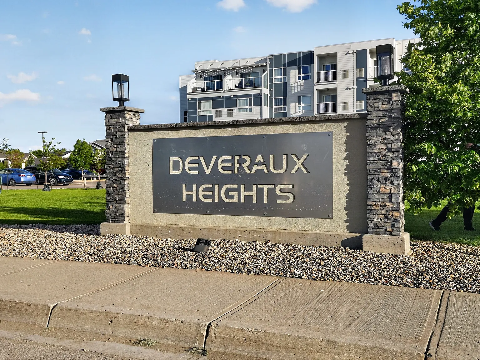 Deveraux Heights — Photo 3