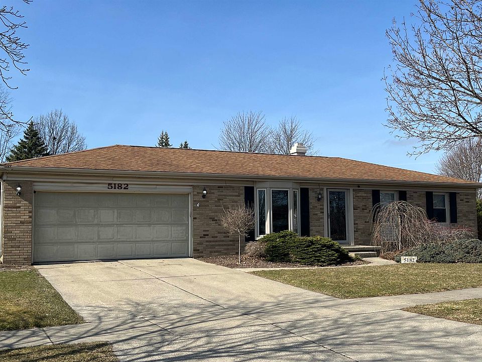 1st image of 5182 Reinhardt Ln