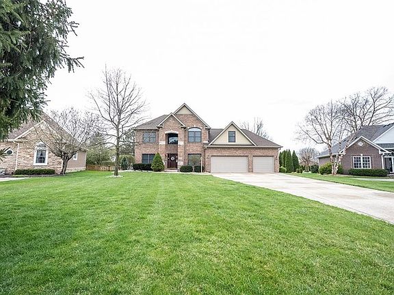 3rd image of 19155 Morrison Way