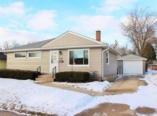 5316 W Ohio Ave, Milwaukee, WI 53219