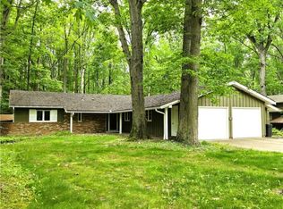19654 Tanbark Ln, Strongsville, OH