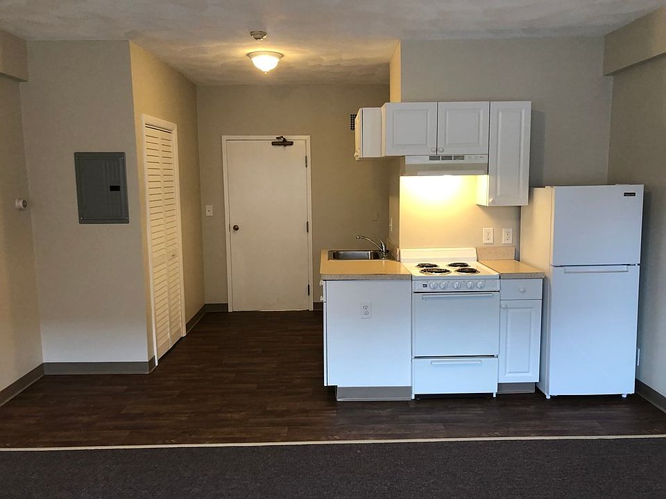 1st image of 1050 Hancock St Ste 27