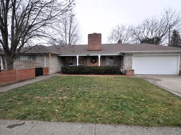 722 N Coquillard Dr, South Bend, IN 46617