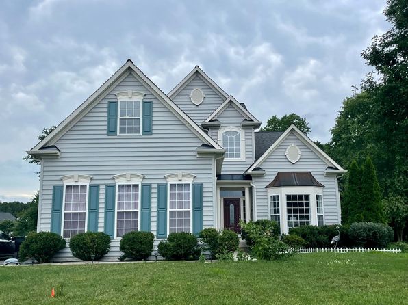 27145 Buckskin Trl