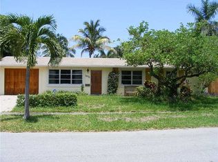 1070 NE 2nd Ter, Boca Raton, FL 33432